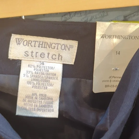 Worthington NWT pencil skirt - Picture 4 of 4